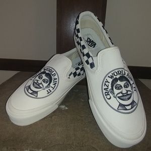 vans slip on crazy world
